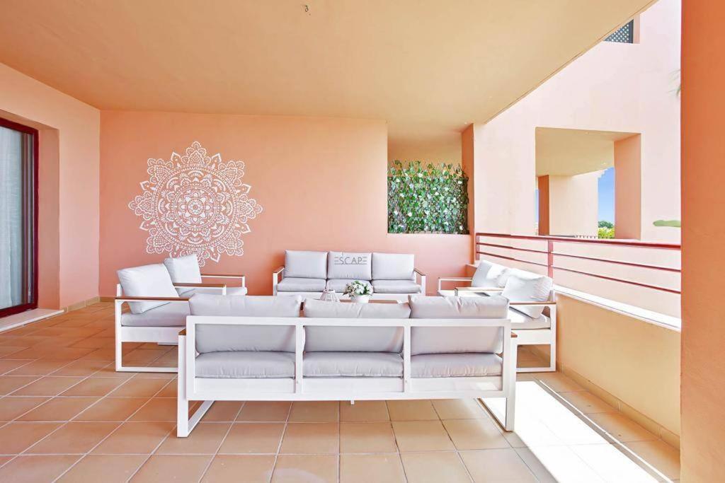 Estrella De Mar Zeezicht En Uitkijk Op Gibraltar 40m2 Terras Incl Zwembad Garzas Apartment Manilva